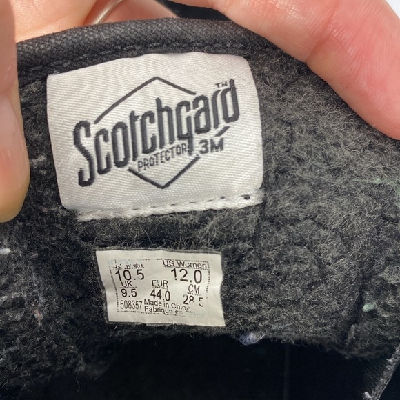 Vans Sk8-Hi Scotchguard Black and Tan High-Top Sneakers size 10.5 - Picture 3 of 12